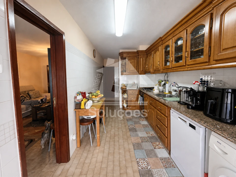Apartamento T3 para Venda em Estômbar e Parchal Foto 5