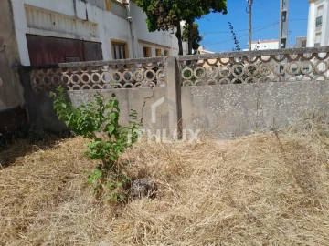 Moradia T2 para Venda em Atouguia da Baleia