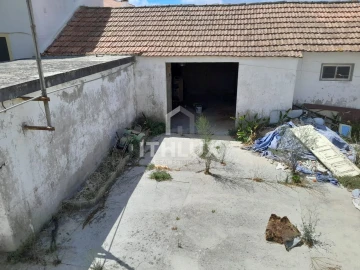 Moradia T2 para Venda em Atouguia da Baleia