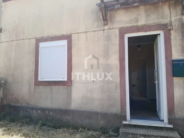 Moradia T2 para Venda em Atouguia da Baleia