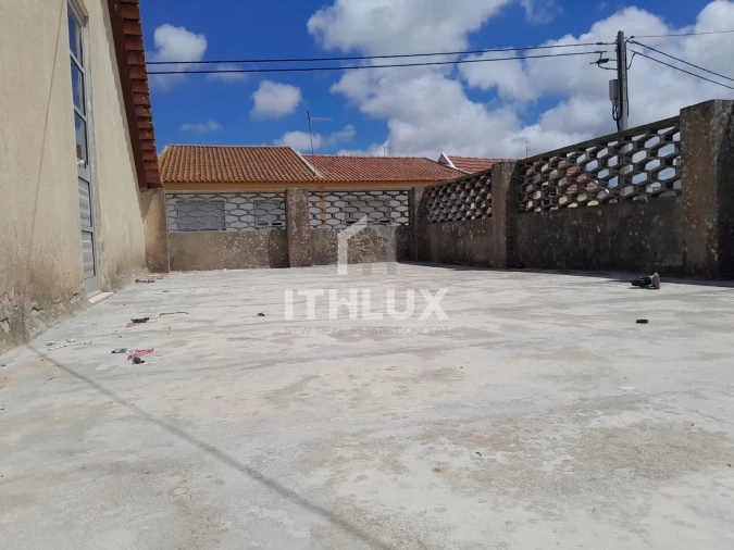 Moradia T2 para Venda em Atouguia da Baleia Foto 25