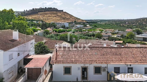 Moradia T2 para Venda em Caia, São Pedro e Alcáçova