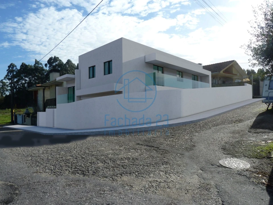 Moradia T4 para Venda em São Felix da Marinha Foto 1