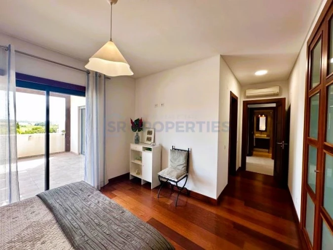 Apartamento T2 para Venda em Quarteira Foto 16