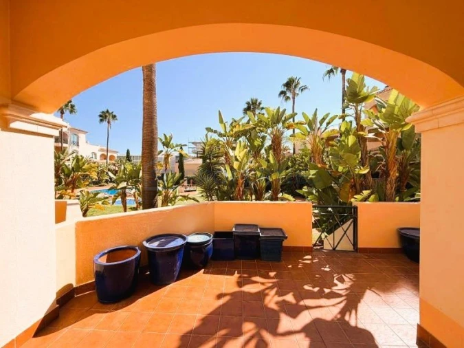 Apartamento T2 para Venda em Quarteira Foto 18