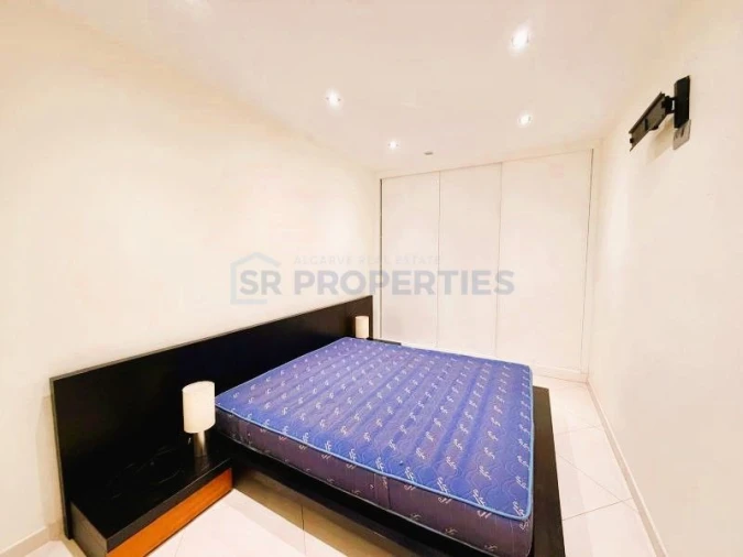 Apartamento T2 para Venda em Quarteira Foto 7
