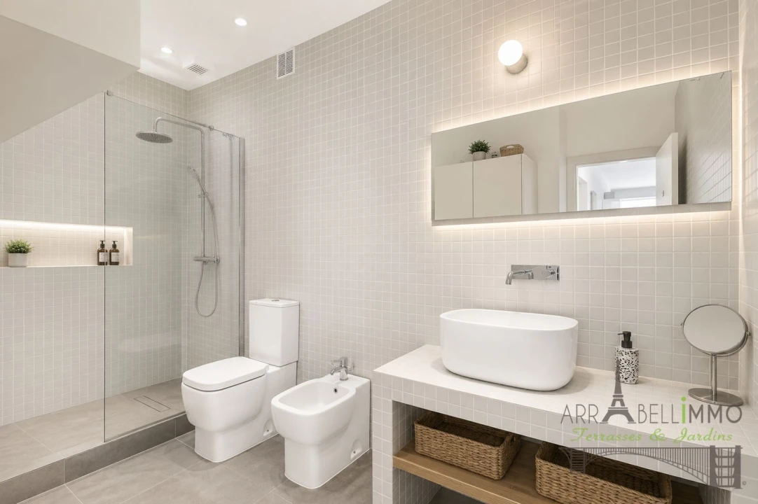 Apartamento T2 para Venda em Santo António Foto 23