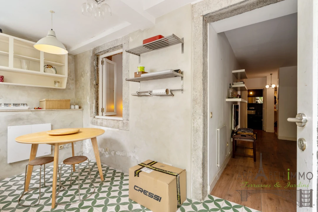 Apartamento T2 para Venda em Santo António Foto 32