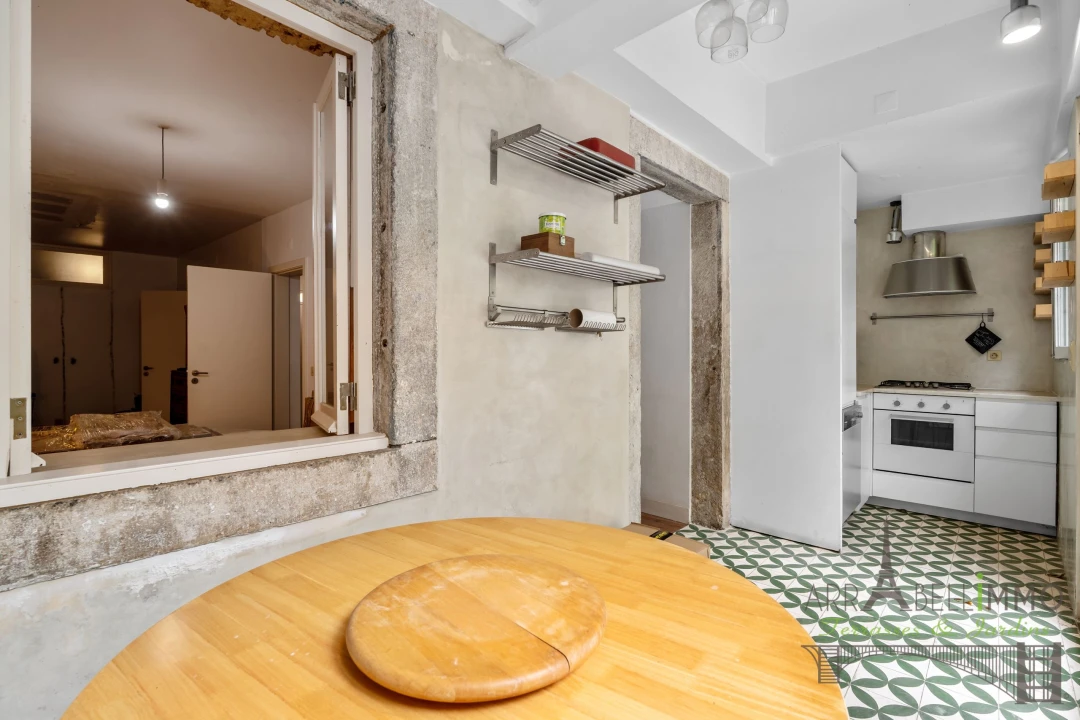 Apartamento T2 para Venda em Santo António Foto 30