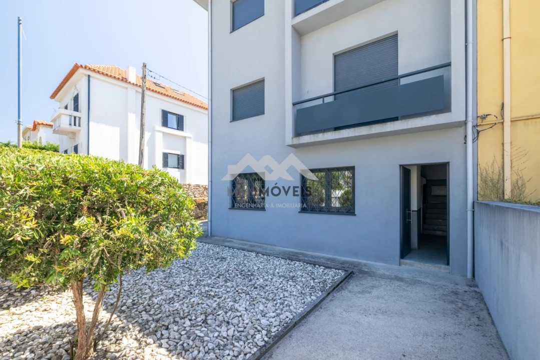 Apartamento T3 para Arrendamento em Lordelo do Ouro e Massarelos Foto 25