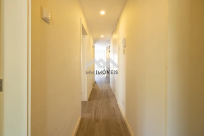 Apartamento T3 para Arrendamento em Lordelo do Ouro e Massarelos