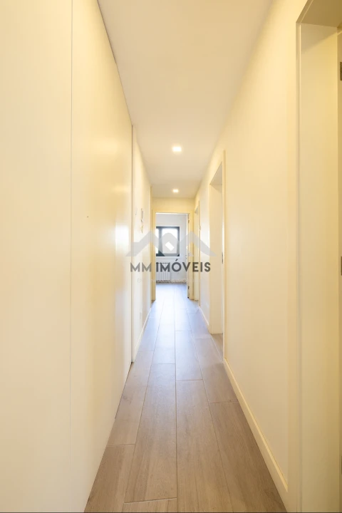 Apartamento T3 para Arrendamento em Lordelo do Ouro e Massarelos