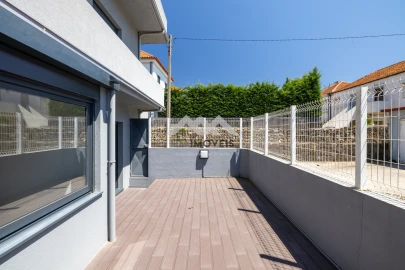 Apartamento T3 para Arrendamento em Lordelo do Ouro e Massarelos