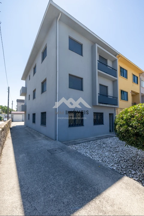 Apartamento T3 para Arrendamento em Lordelo do Ouro e Massarelos