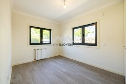 Apartamento T3 para Arrendamento em Lordelo do Ouro e Massarelos
