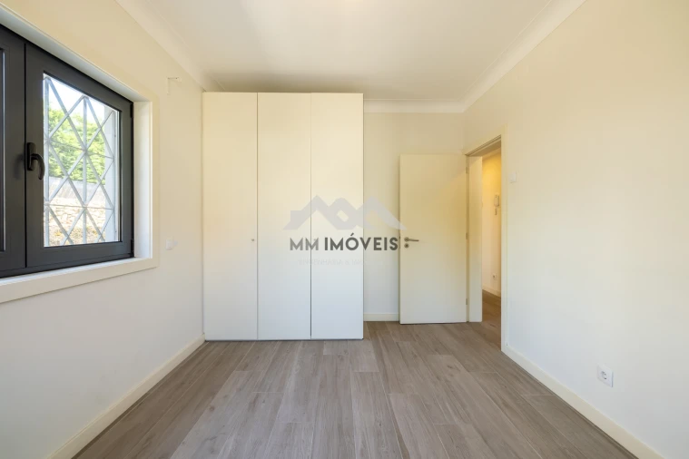 Apartamento T3 para Arrendamento em Lordelo do Ouro e Massarelos Foto 17
