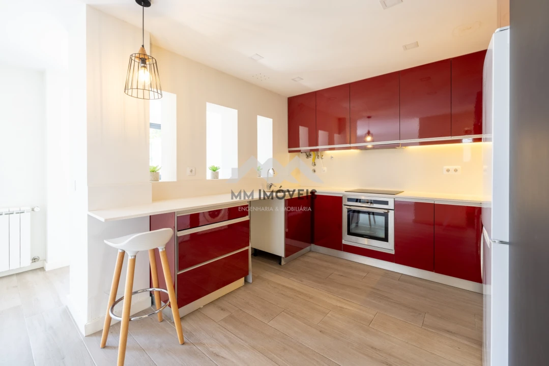 Apartamento T3 para Arrendamento em Lordelo do Ouro e Massarelos Foto 5