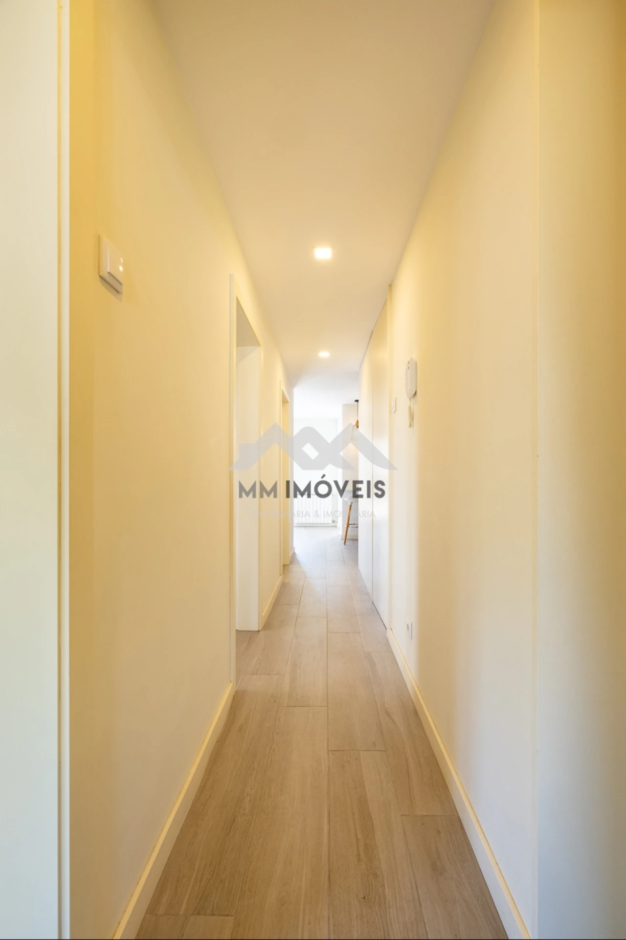 Apartamento T3 para Arrendamento em Lordelo do Ouro e Massarelos Foto 15