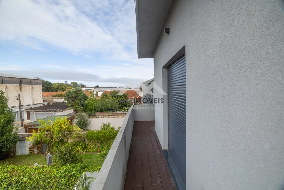 Apartamento T3 para Arrendamento em Lordelo do Ouro e Massarelos Foto 9