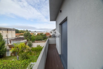 Apartamento T3 para Arrendamento em Lordelo do Ouro e Massarelos