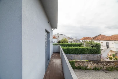 Apartamento T3 para Arrendamento em Lordelo do Ouro e Massarelos