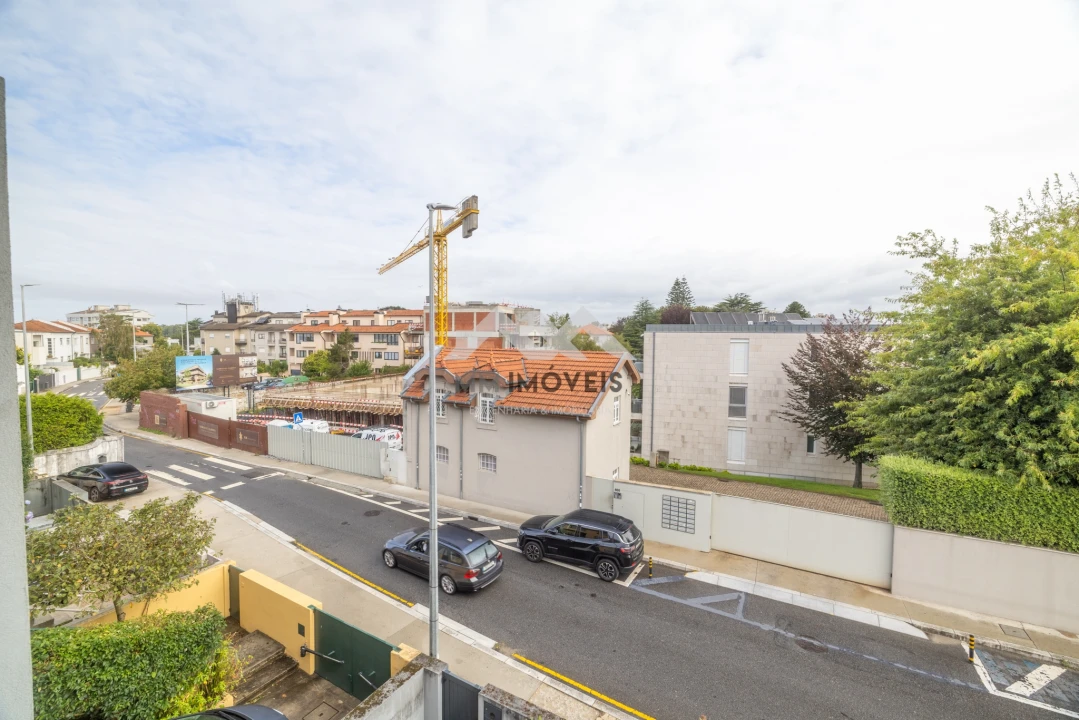 Apartamento T3 para Arrendamento em Lordelo do Ouro e Massarelos Foto 16