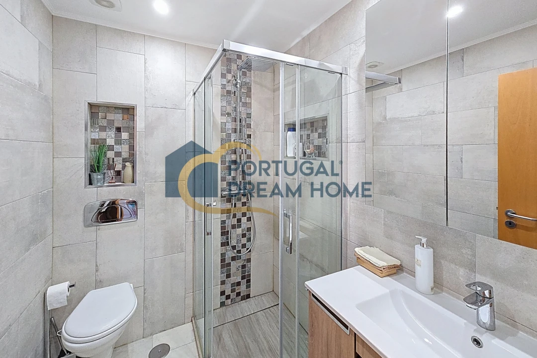 Apartamento T2 para Venda em Albufeira e Olhos de Água Foto 20