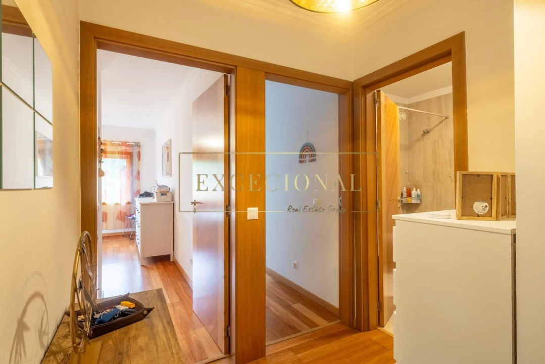 Apartamento T2 para Venda em Cidade da Maia Foto 9