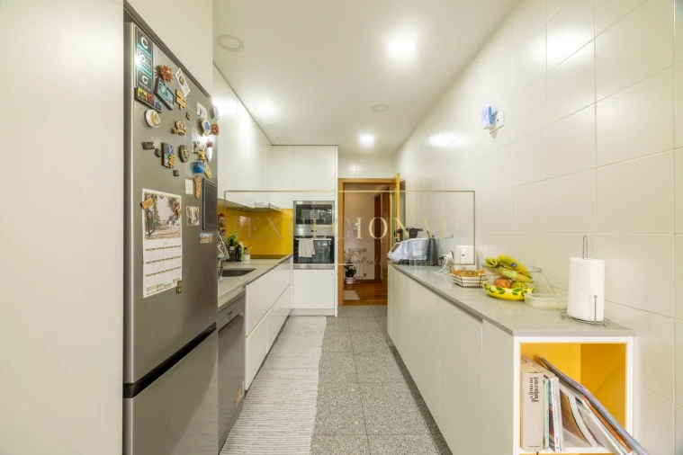 Apartamento T2 para Venda em Cidade da Maia Foto 13
