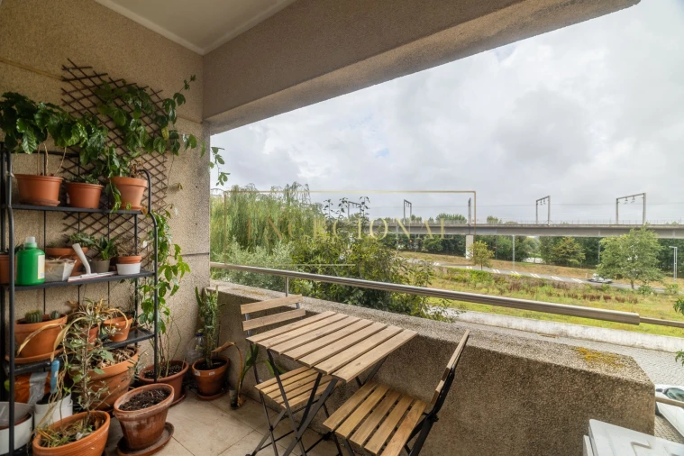 Apartamento T2 para Venda em Cidade da Maia Foto 21