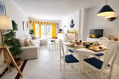 Apartamento T2 para Arrendamento em Quarteira