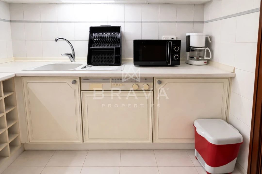 Apartamento T2 para Arrendamento em Quarteira Foto 8