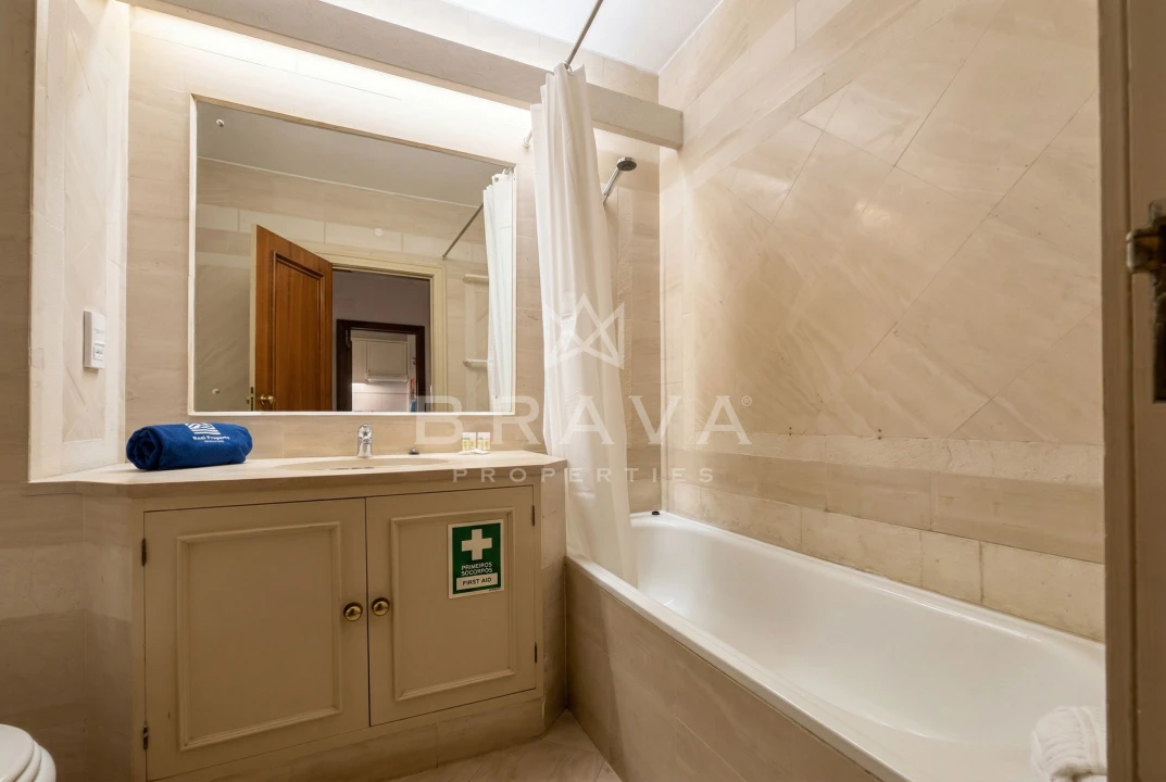 Apartamento T2 para Arrendamento em Quarteira Foto 18