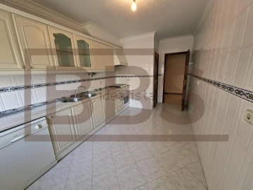 Apartamento T2 para Venda em Algueirão-Mem Martins