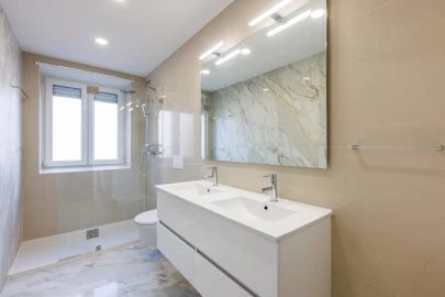 Apartamento T3 para Arrendamento em Glória e Vera Cruz
