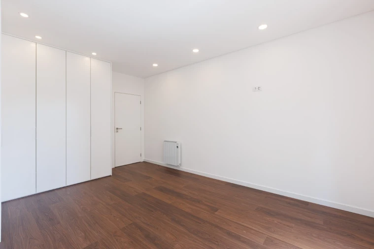 Apartamento T3 para Arrendamento em Glória e Vera Cruz Foto 11