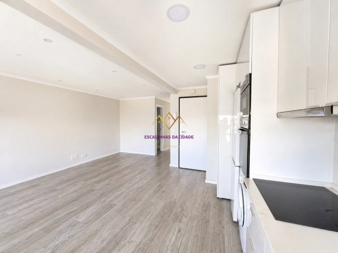 Apartamento T2 para Venda em Algés, Linda-A-Velha e Cruz Quebrada-Dafundo Foto 10