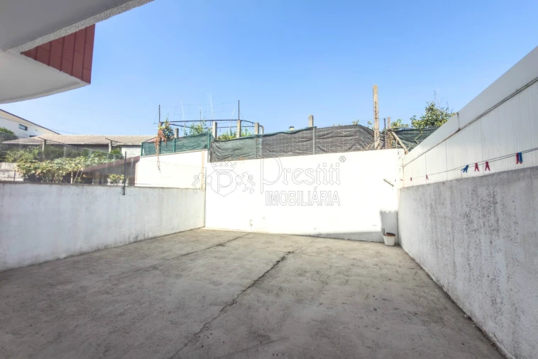 Moradia T3 para Arrendamento em Prazins Santo Tirso e Corvite Foto 37