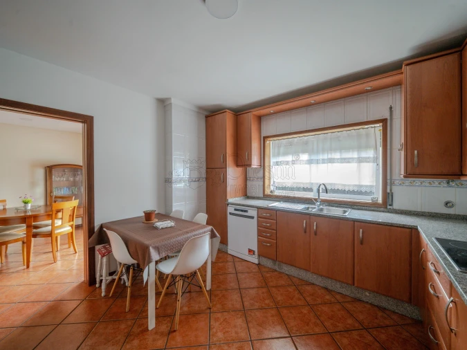 Moradia T3 para Arrendamento em Prazins Santo Tirso e Corvite Foto 16