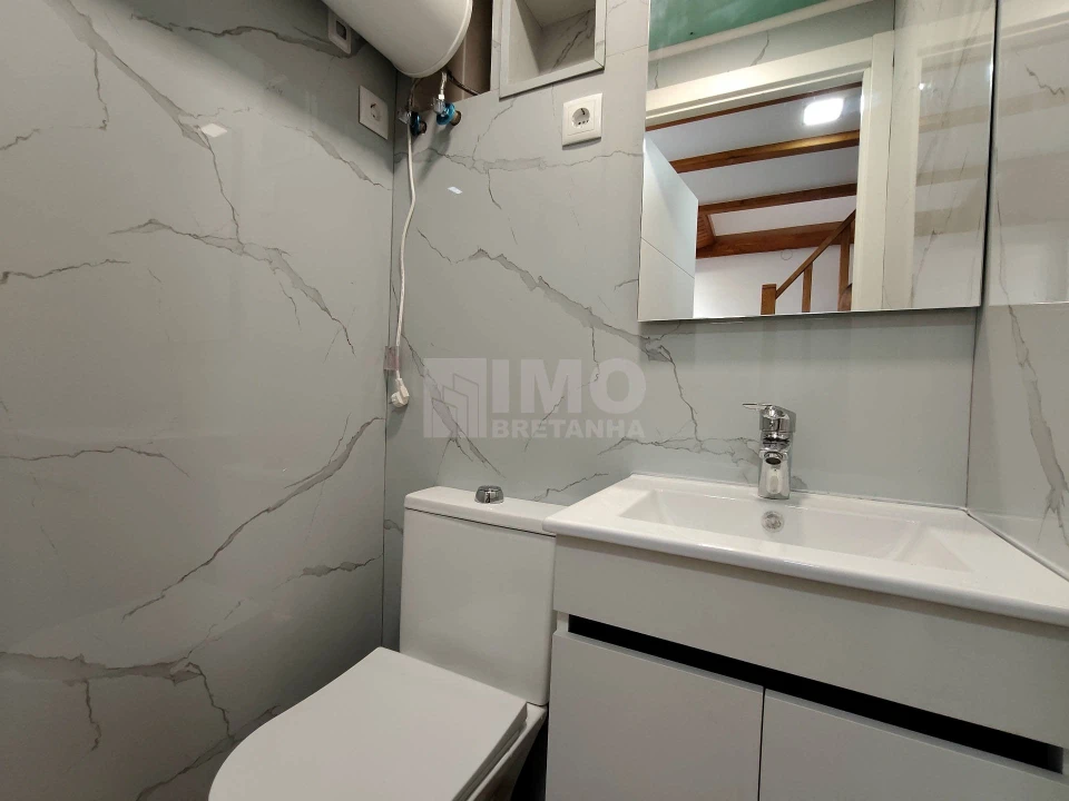 Moradia T3 para Venda em Cantar-Galo e Vila do Carvalho Foto 6