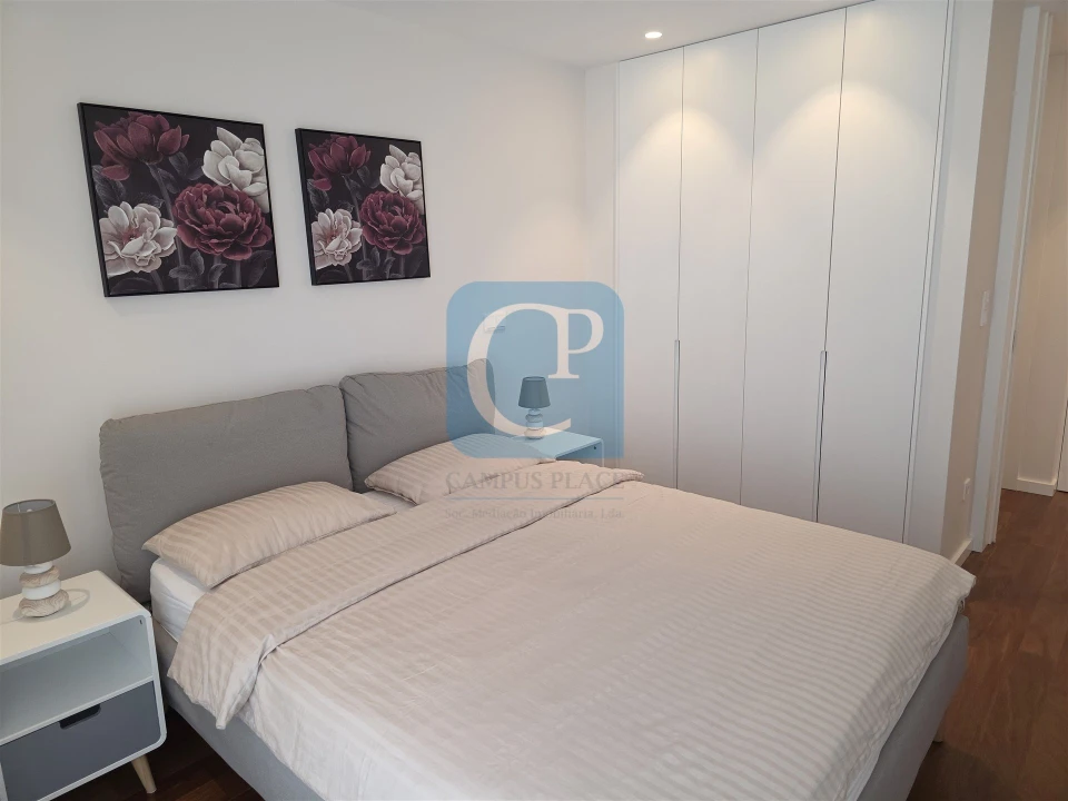 Apartamento T2 para Arrendamento em Oliveira do Douro Foto 18