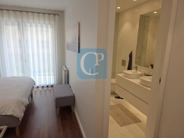 Apartamento T2 para Arrendamento em Oliveira do Douro