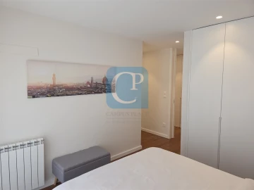 Apartamento T2 para Arrendamento em Oliveira do Douro