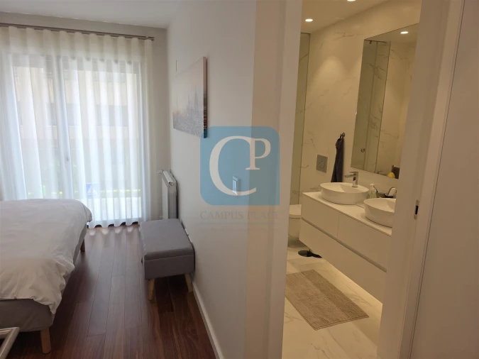 Apartamento T2 para Arrendamento em Oliveira do Douro Foto 23