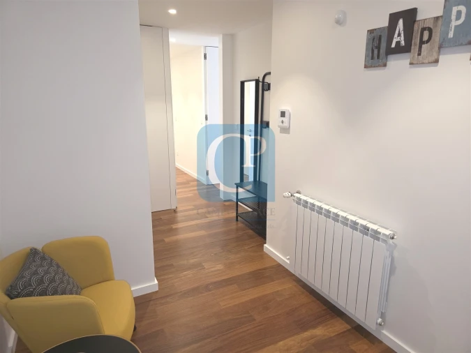 Apartamento T2 para Arrendamento em Oliveira do Douro Foto 2