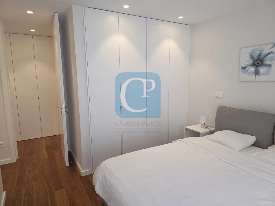 Apartamento T2 para Arrendamento em Oliveira do Douro Foto 26