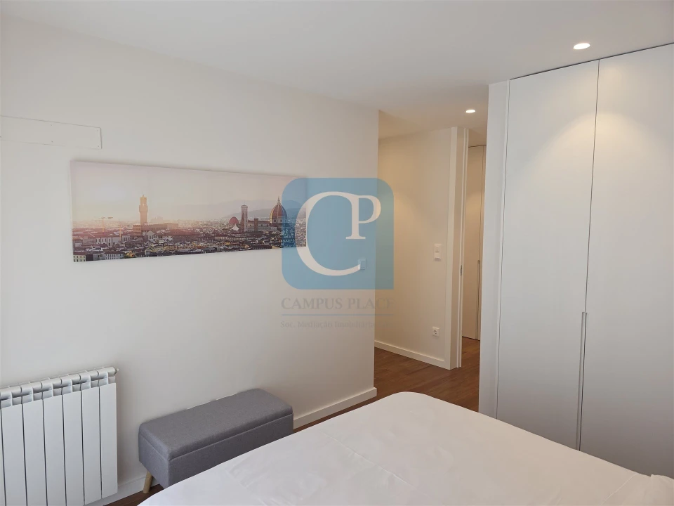 Apartamento T2 para Arrendamento em Oliveira do Douro Foto 27