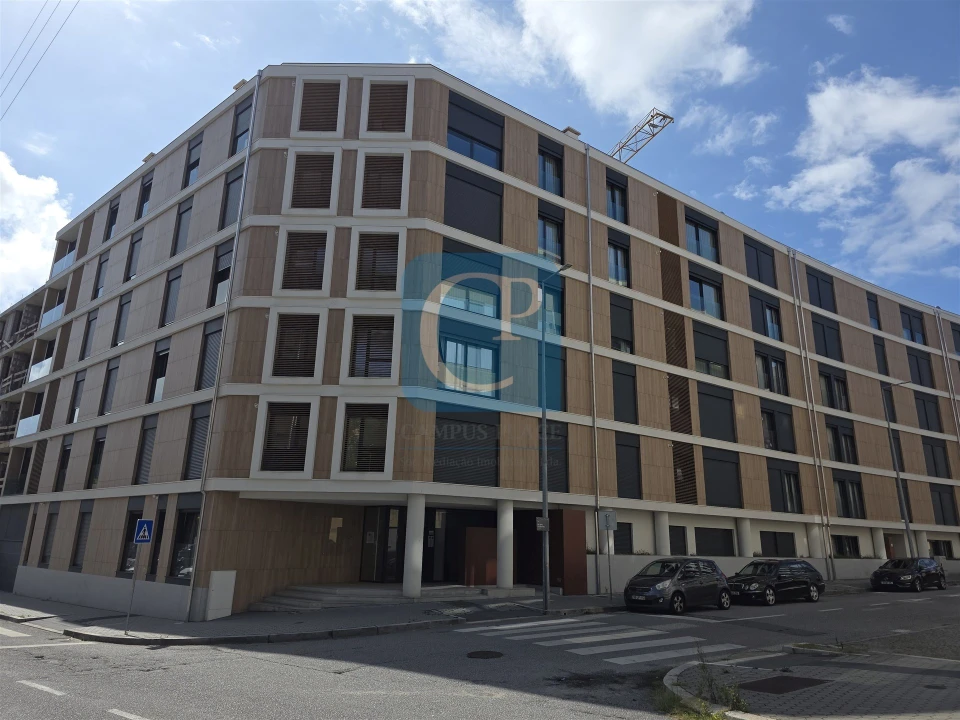 Apartamento T2 para Arrendamento em Oliveira do Douro Foto 31