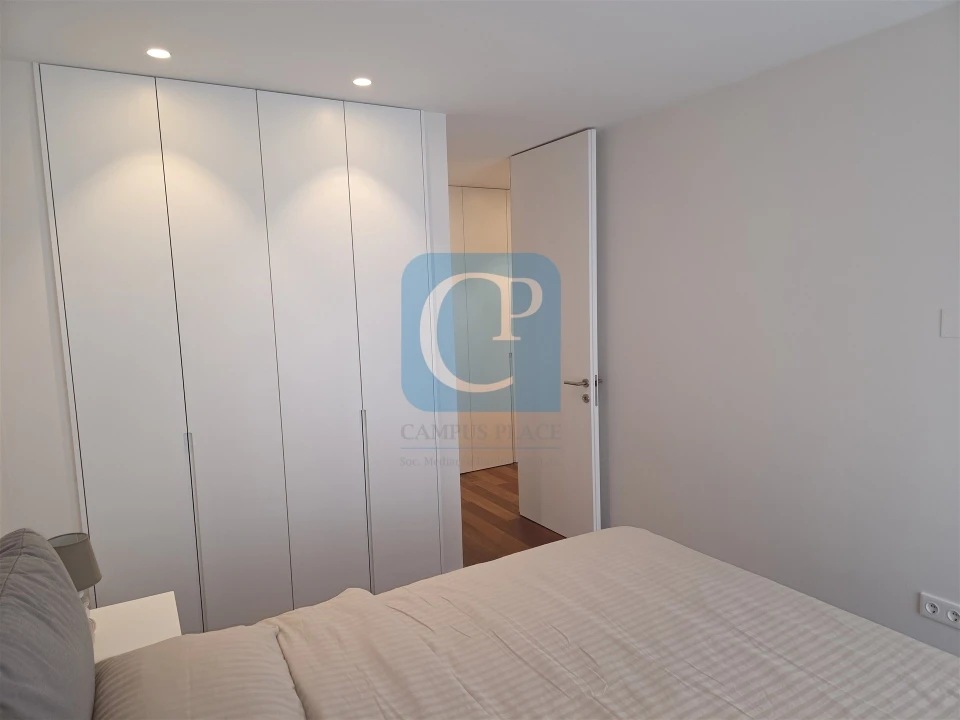 Apartamento T2 para Arrendamento em Oliveira do Douro Foto 19