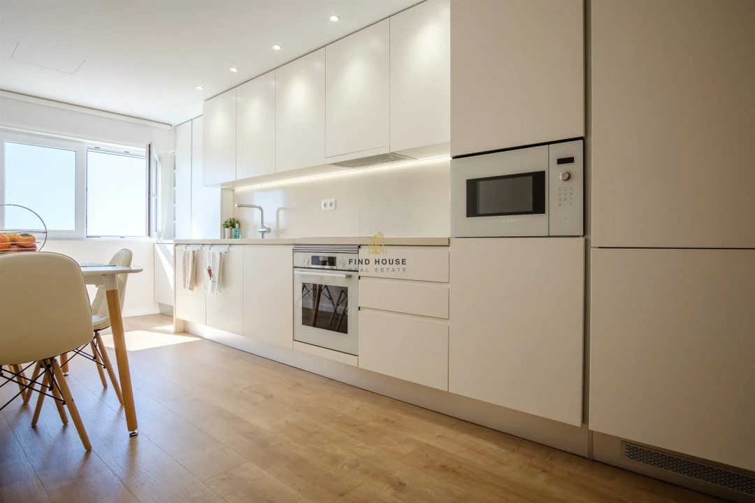 Apartamento T2 para Venda em Cascais e Estoril Foto 14